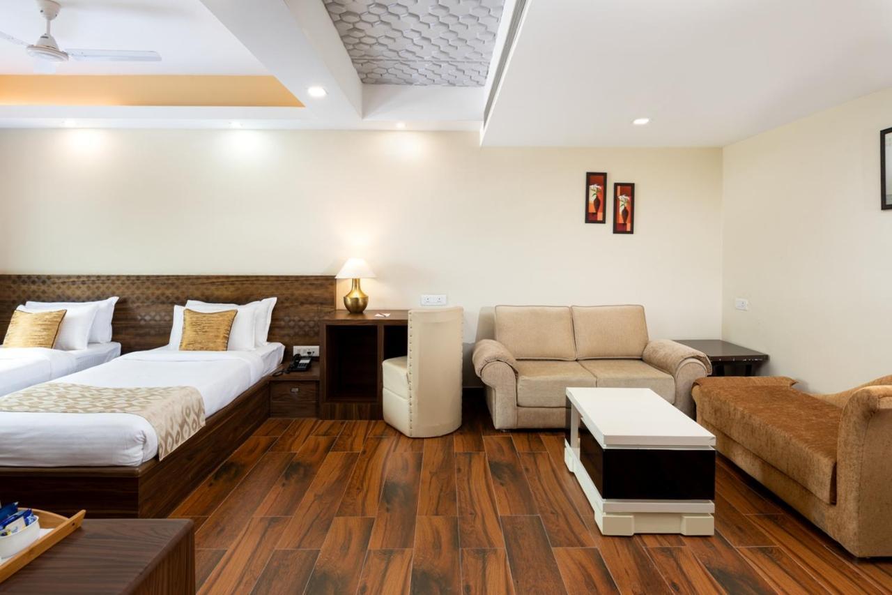 Hotel Cygnett Style Tania'S Siliguri Exterior foto
